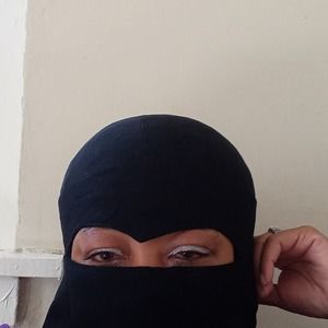 Meet your Posher, Nakia s